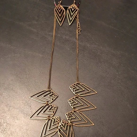 Paparazzi necklaces - Picture 6 of 8